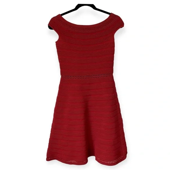 strapless open back dress Rossi Ruffled Off The Shoulder Bodycon Dress Red– Selfie Leslie main image 0